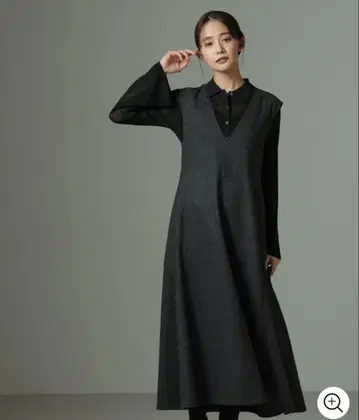 [나노 유니버스] 완판템 V넥 오버롤 스커트 차콜