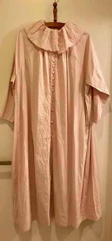 DOUBLE MAISON 드블 메종 프릴 옷깃 핑크 몽타규 드레스