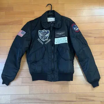 AVIREX MA-1 플라이트 자켓 L 사이즈