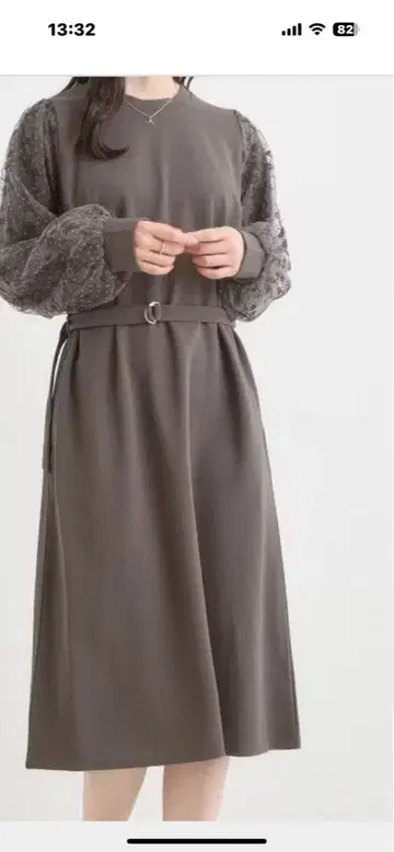 튤 레이스 소매 원피스