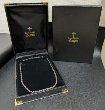 로리 로드킨 고딕 목걸이 체인