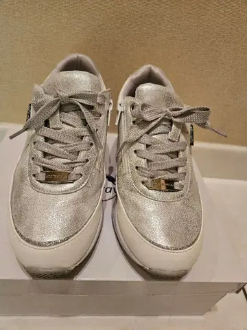 마드라스사제 우천 겸용 컴포트 스니커즈 프리미엄 II