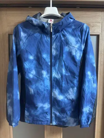 르꼬끄 스포르티브 여성용 윈드브레이커 상하의 세트