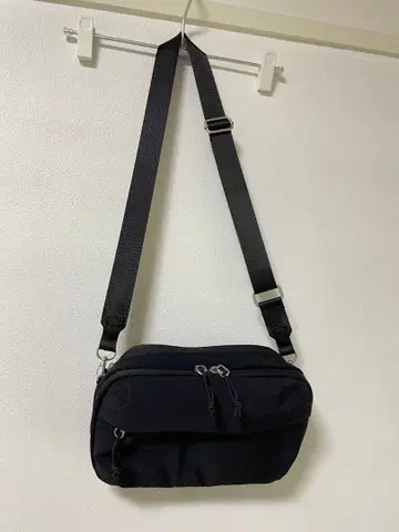 GLOBAL WORK 발수 보틀인 숄더 블랙