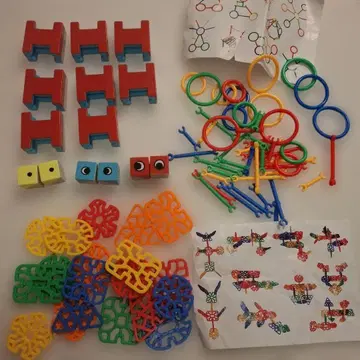 컬러풀한 블록 완구