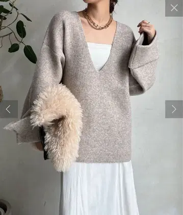 깊은 V 와이드 슬리브 풀오버 doudou 도두 같은 형태