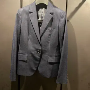 다크 블루 비즈니스 정장 싱글 버튼