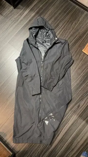 [ 새상품급 ] adidas 레인코트 L 사이즈 블랙