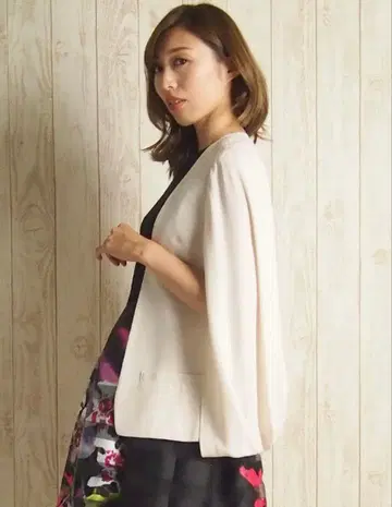 다이어그램 불규칙 슬리브 자켓 36