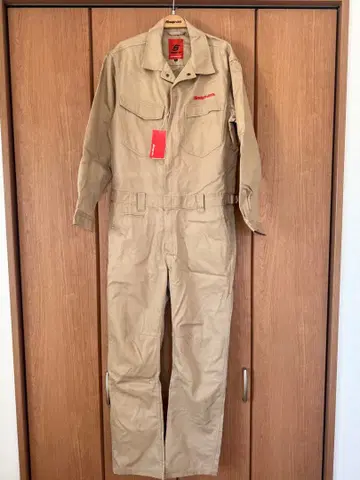 새상품 미사용 스냅온 작업복 카키 L 사이즈 옷걸이 포함