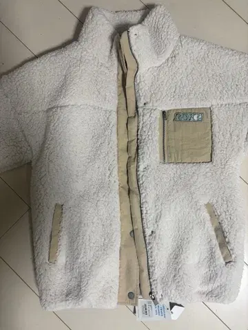 ROXY 보아 자켓 시착만 한 상품 택 포함