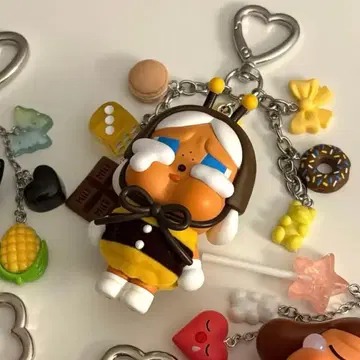 POPMART CRY BABY 클라이베이비 키링