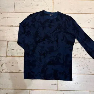 theory 얇은 소재 니트