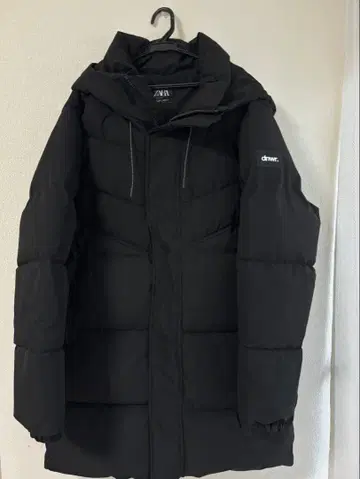 ZARA 다운 자켓 블랙