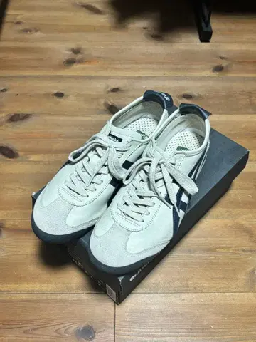 오니츠카타이거 멕시코 66 네이비 27.5cm