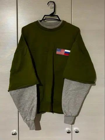 고샤 루브친스키 국기 맨투맨