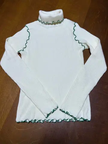 POPPY 멜로우 터틀넥 리브 상의