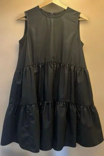 스나이델 티어드 튜닉 블랙