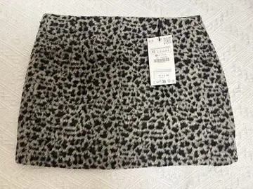 Zara 레오파드 미니 스커트