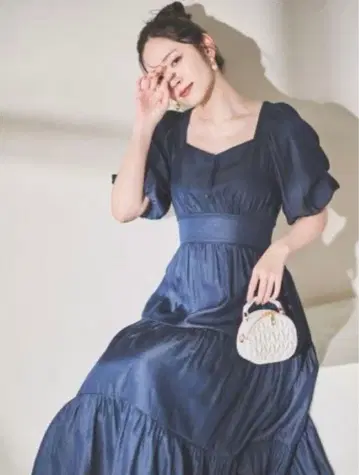 dazzlin 스즈키 아이리 벌룬 볼륨 롱 원피스 인디고 M