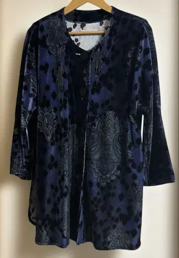 가격 인하 이타리야 파랑 페이즐리 무늬 벨벳 가디건
