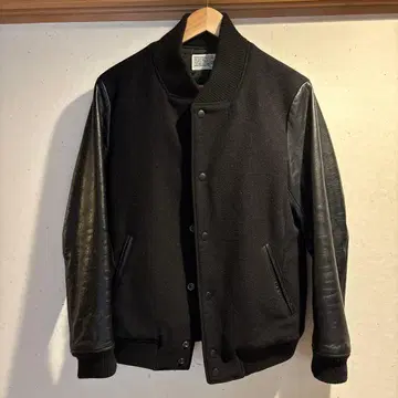 나노 유니버스 블랙 바시티 자켓 M