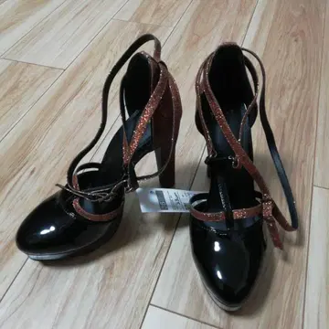 하이힐 핑힐 SISLEY