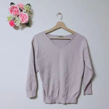 새상품급 저스길리티 옅은 핑크 V넥 긴팔 니트 스웨터 [ 2/M ]