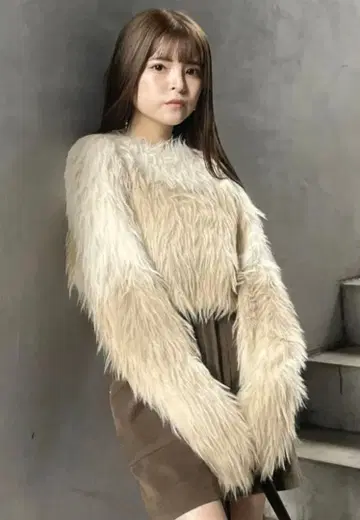 MURUA 샤기 보더 니트 아이보리