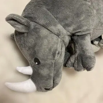 그레이 코끼리 봉제 인형 피넛 클럽