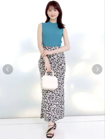 머큐리 듀오 슬릿 트임 프린트 스커트