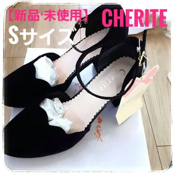 [ 미사용 새상품 택 포함 ] Cherite 꽃 자수 힐 S 블랙