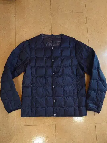 TAION 베이직 크루넥 버튼 이너 다운 자켓 블랙 M