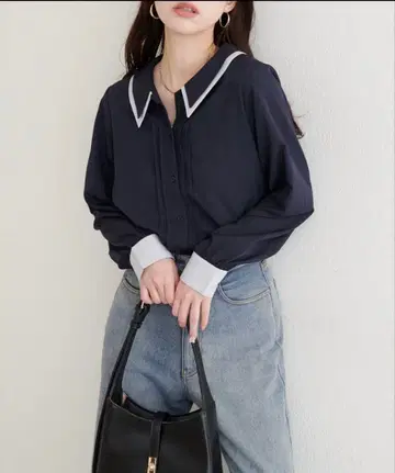 natural couture 배색 2단 카라 블라우스