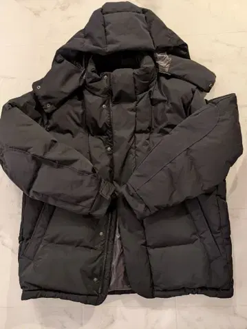 컨디션 최상 UNIQLO +J 다운 오버 사이즈 다운 자켓 XL 남성용