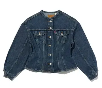 새상품급 리바이스 SCULPTED 트래커 자켓 S