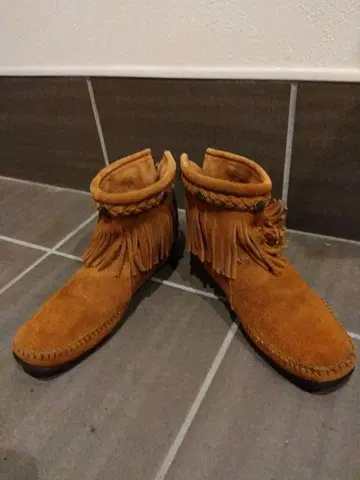 MINNETONKA 모카신 브라운 24cm