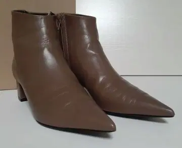 새상품급 BALDAN 가죽 숏부츠