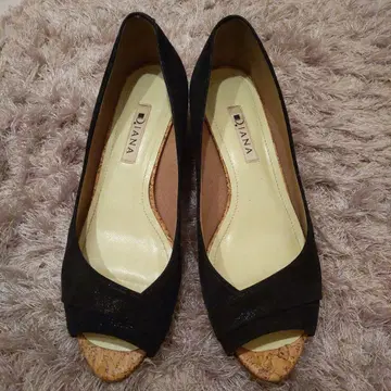 다이애나 DIANA 웨지솔 펌프스 샌들 24