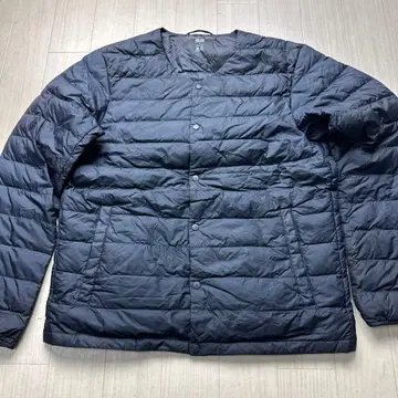 유니클로 울트라 라이트 다운 컴팩트 자켓 M 네이비