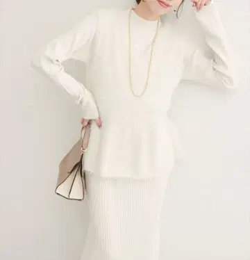 택 포함 미사용 페더 플럼 베스트 + 리브 타이트 원피스 세트