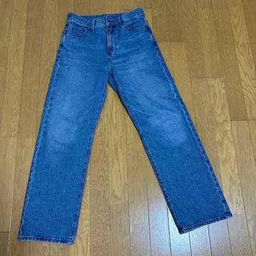 유니클로 UNIQLO JW ANDERSON 스트레이트 청바지 사이즈 25