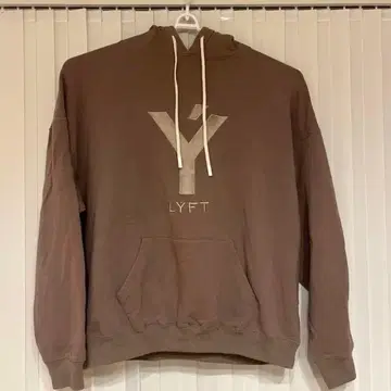 LYFT 브라운 후드 부착 후드티