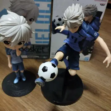 Qposket 블루 록 피규어 2개 세트 나기 세이시로