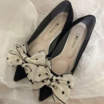 다이애나 시어 리본 플랫 펌프스 21.5cm