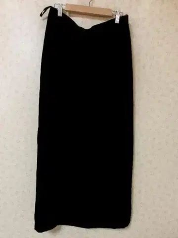 101542 GLAMOURby 지방시 벨로아 롱 스커트 블랙 44