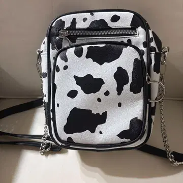 소 패턴 숄더백 포켓 많은 카우 패턴