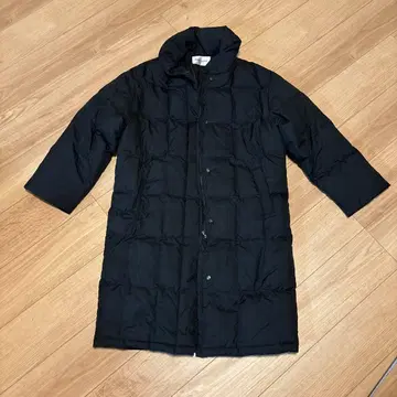 BE PRECIOUS 블랙 다운 자켓