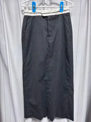 SLOBE IENA 그레이 스트라이프 타이트 스커트