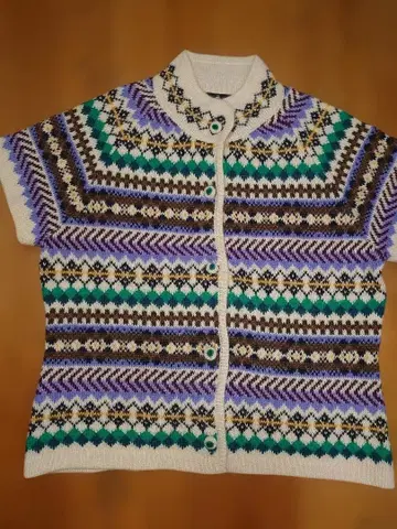 로얄 알파카 노르딕 무늬 가디건 반팔